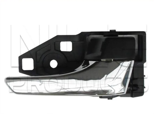 Front Right Inner Door Handle for Toyota HiLux TGN121 (07/15 - Current)