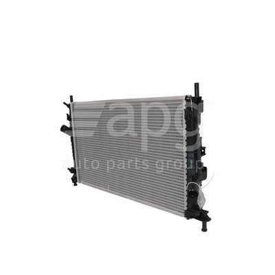 Ford Focus Radiator Plastic Aluminium 670 x 368 x 16 mm 34 / 34 mm (01/04-07/13)