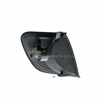 Genuine Subaru Forester SF Front Park / Indicator Lamp LH (01/00-06/02)
