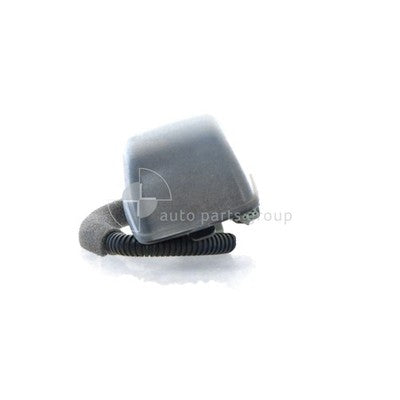 Genuine Nissan Navara D40 Number Plate Lamp (03/08-04/15)