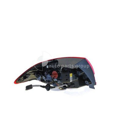 Genuine Kia Cerato YD Tail Lamp RH (04/13-04/18)