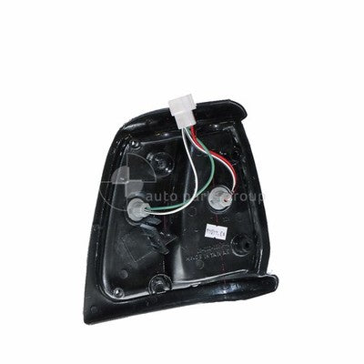 Toyota Hilux Front Park / Indicator Lamp LH (09/88-08/97)