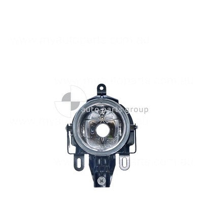 Mitsubishi Pajero NP Fog Lamp R/L (11/02-06/06)