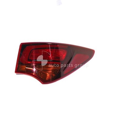 Genuine Hyundai Santa Fe DM Tail Lamp RH (11/15-On)
