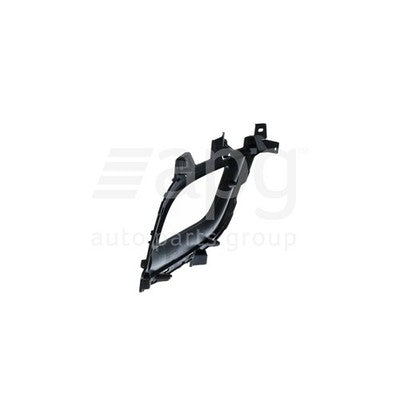 Genuine Hyundai i30 GD/GD II Front Bar Grille RH (05/12-03/17)
