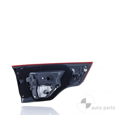 Genuine Toyota Kluger GSU50R/GSU55R Lift Gate Lamp RH (11/16-11/19)