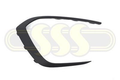 Genuine Volkswagen Golf Bar Mould Left Hand Front (01/21-On)