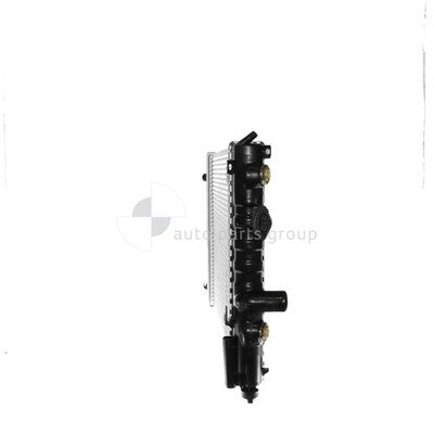 Holden Astra TS/TT Radiator Plastic Aluminium 600 x 368 x 26 mm 35 / 35 mm