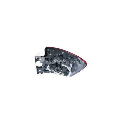 Genuine Toyota Kluger GSU50R/GSU55R Tail Lamp LH LED (11/16-11/19)