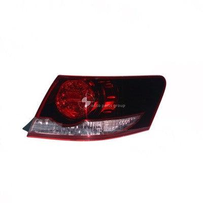 Genuine Toyota Aurion GSV40R Tail Lamp RH (10/06-04/12)