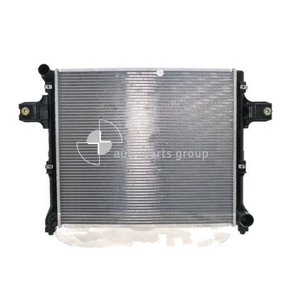 Jeep Commander XH/WH Radiator Plastic Aluminium 587 x 520 x 32 mm 38 / 44 mm