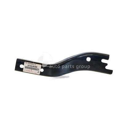Genuine Toyota Hilux GGN15R/GGN25R/KUN16R Rear Bar Bracket LH (02/05-04/15)