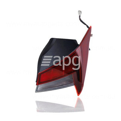 Genuine Hyundai i30 CN7 Tail Lamp RH (08/20-On)