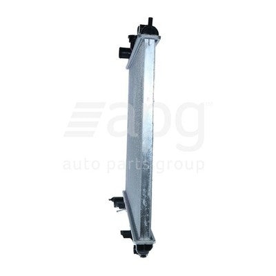 Nissan X-trail T30 Radiator Plastic Aluminium 450 x 688 x 26 mm 35 / 35 mm