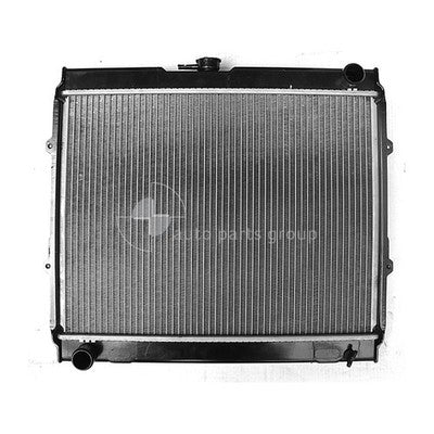 Toyota Hilux Radiator Plastic Aluminium 400 x 528 x 32 mm 35 / 35 mm