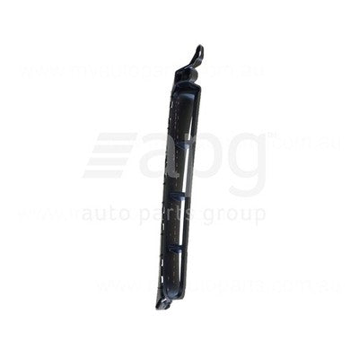 Genuine Hyundai Santa Fe TM Front Bar Mould RH (04/18-12/20)