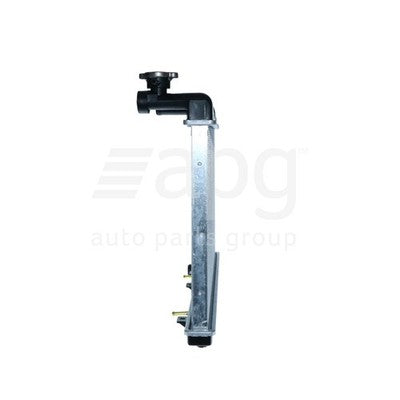 Nissan Pulsar N14/N15 Radiator Plastic Aluminium 320 x 648 x 26 mm 28 / 28 mm