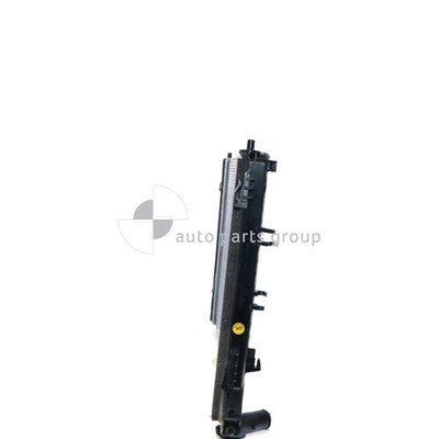 Genuine Hyundai Tucson Radiator Plastic Aluminium 640 x 485 x 15 mm 35 / 35 mm