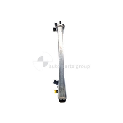 Honda Accord 7th Gen Radiator Plastic Aluminium 375 x 708 x 26 mm 32 / 32 mm