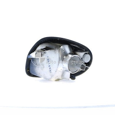 Toyota Corolla AE112R Front Park / Indicator Lamp RH (10/99-10/01)