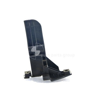 Genuine Hyundai i30 PD Front Bar Bracket LH (03/17-08/20)