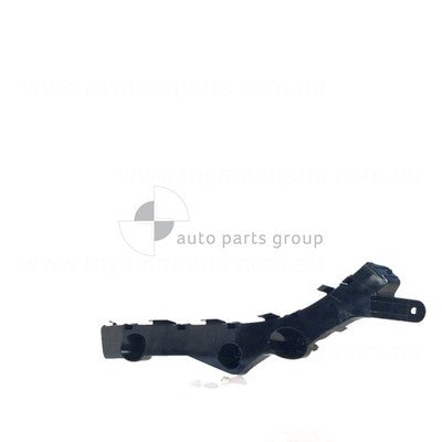Genuine Mazda 2 DE Rear Bar Bracket RH (09/07-08/14)