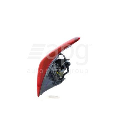 Genuine Hyundai i30 GD/GD II Tail Lamp RH (05/12-03/17)