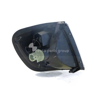 Genuine Subaru Forester SF Front Park / Indicator Lamp LH (08/97-01/00)