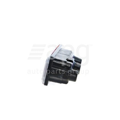 Genuine Nissan Navara D22/D40 Tail Lamp LH (10/01-04/15)