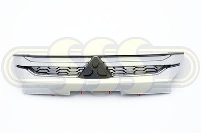 Mitsubishi Triton Grille Silver (10/18-11/23)