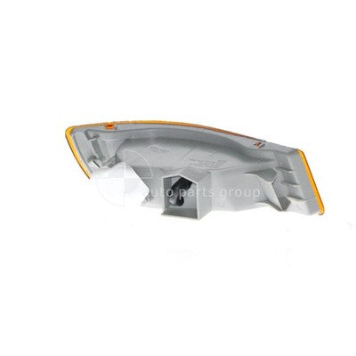 Mitsubishi Express SJ Front Bar Park / Indicator Lamp LH (10/86-05/13)