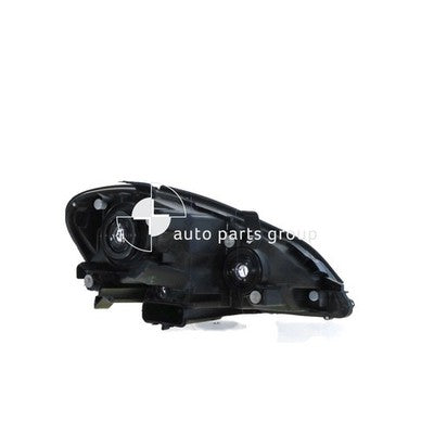 Genuine Toyota Avensis Verso Head Lamp LH Halogen Manual Adjust (10/01-10/03)