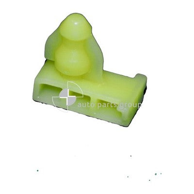 Genuine Nissan X-trail T31 Clip (09/07-02/14)