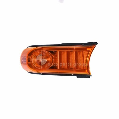 Genuine Toyota FJ Cruiser GSJ15R Front Park / Indicator Lamp RH (11/10-08/16)