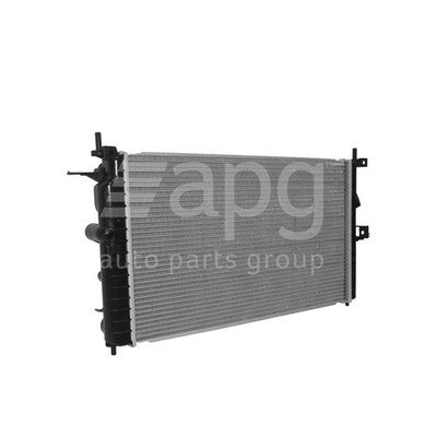Holden Vectra JR/JS/JSII Radiator Plastic Aluminium 608 x 358 x 26 mm 34 / 34 mm