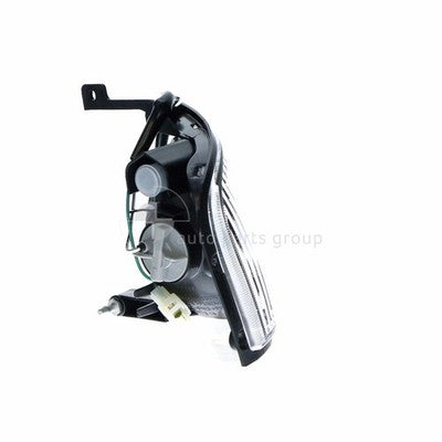 Mazda B Series UN Front Park / Indicator Lamp RH (10/02-10/06)