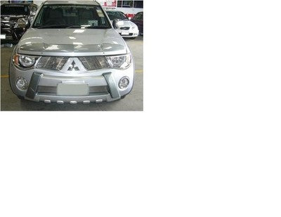 Mitsubishi Triton Grille Mesh Set (03/06-09/09)