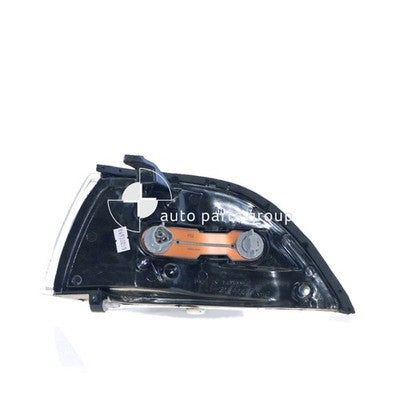 Toyota Corolla AE90/AE92/AE93/AE94 Front Park / Indicator Lamp RH (02/89-07/94)