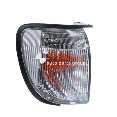 Genuine Nissan Pathfinder R50 Front Park / Indicator Lamp RH (11/98-04/05)