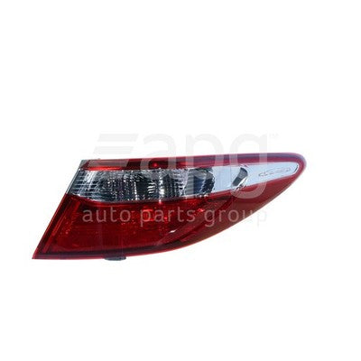 Toyota Camry ASV50R/AVV50R Tail Lamp RH (04/15-10/17)