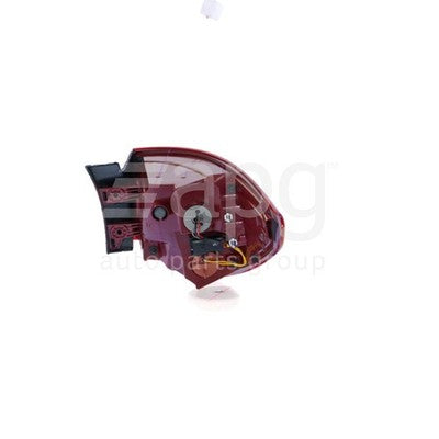 Genuine Hyundai Santa Fe DM Tail Lamp LH (11/15-On)