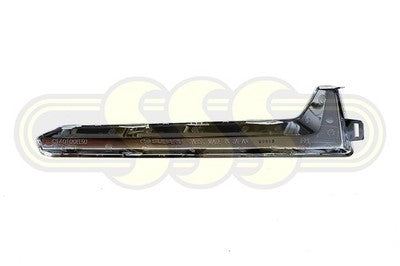 Genuine Subaru Forester Bar Mould Right Hand Front Chrome Chrome (10/15-09/18)