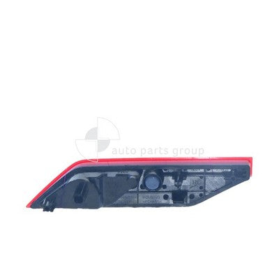 Genuine Mitsubishi Pajero Sport QF Rear Bar Reflector RH (11/19-On)