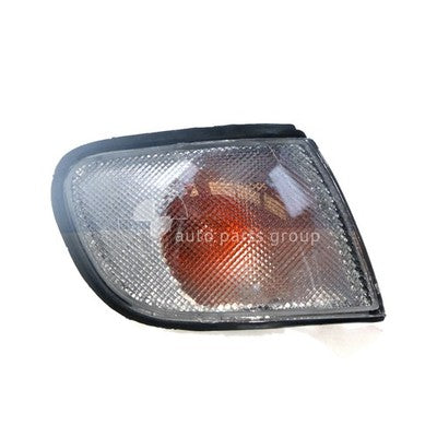 Nissan Pulsar N14 Front Park / Indicator Lamp RH (08/91-08/95)
