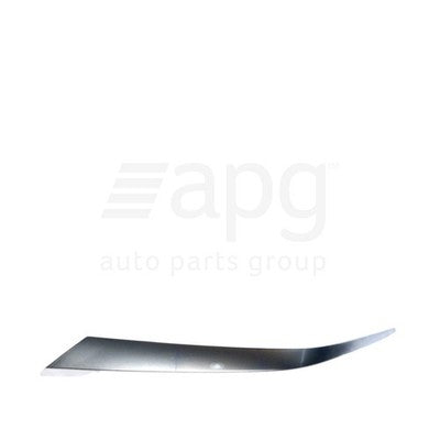 Genuine Hyundai Santa Fe TM Grille Mould RH (04/18-12/20)