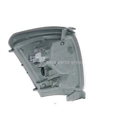 Genuine Toyota Hilux Front Park / Indicator Lamp LH (10/97-09/01)