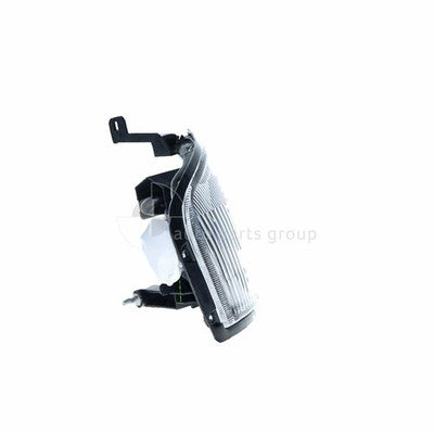 Mazda B Series UN Front Park / Indicator Lamp RH (01/99-10/02)