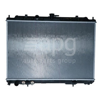 Nissan X-trail T30 Radiator Plastic Aluminium 450 x 688 x 26 mm 35 / 35 mm