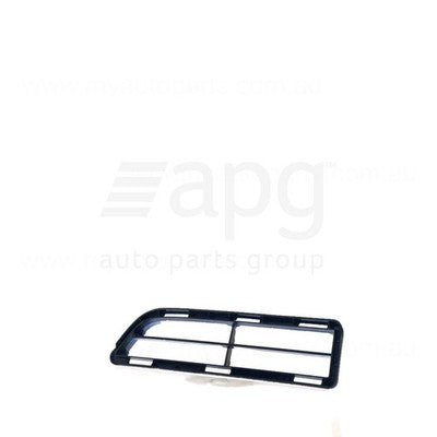 Genuine Toyota Hilux GUN125R/GUN126R/GUN135R Front Bar Grille RH (05/20-On)