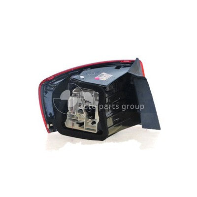 Genuine Volkswagen Jetta 1B Tail Lamp RH (02/15-01/18)